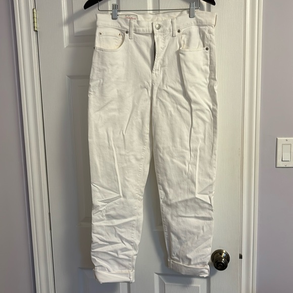 Gap White Denim Jeans Girlfriend Mid Rise frayed hem sz: 29 tall or sz 8 tall - Picture 1 of 4